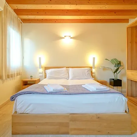 Destiny Aparthotel 3*