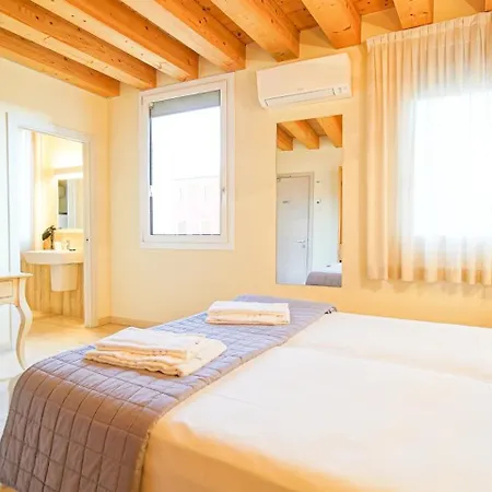 Aparthotel Destiny